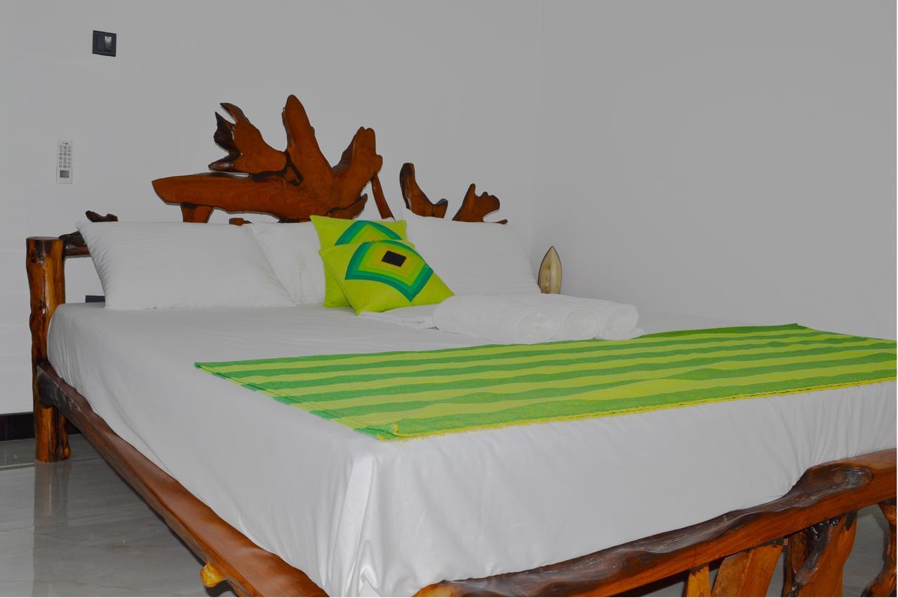 Hewage Resort 阿努拉德普勒 外观 照片
