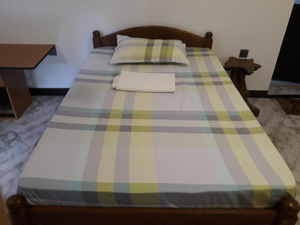 Hewage Resort 阿努拉德普勒 外观 照片